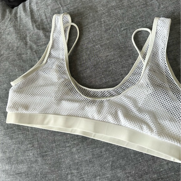3/$20 - Tobi Mesh Sport Bikini Top - Picture 2 of 5